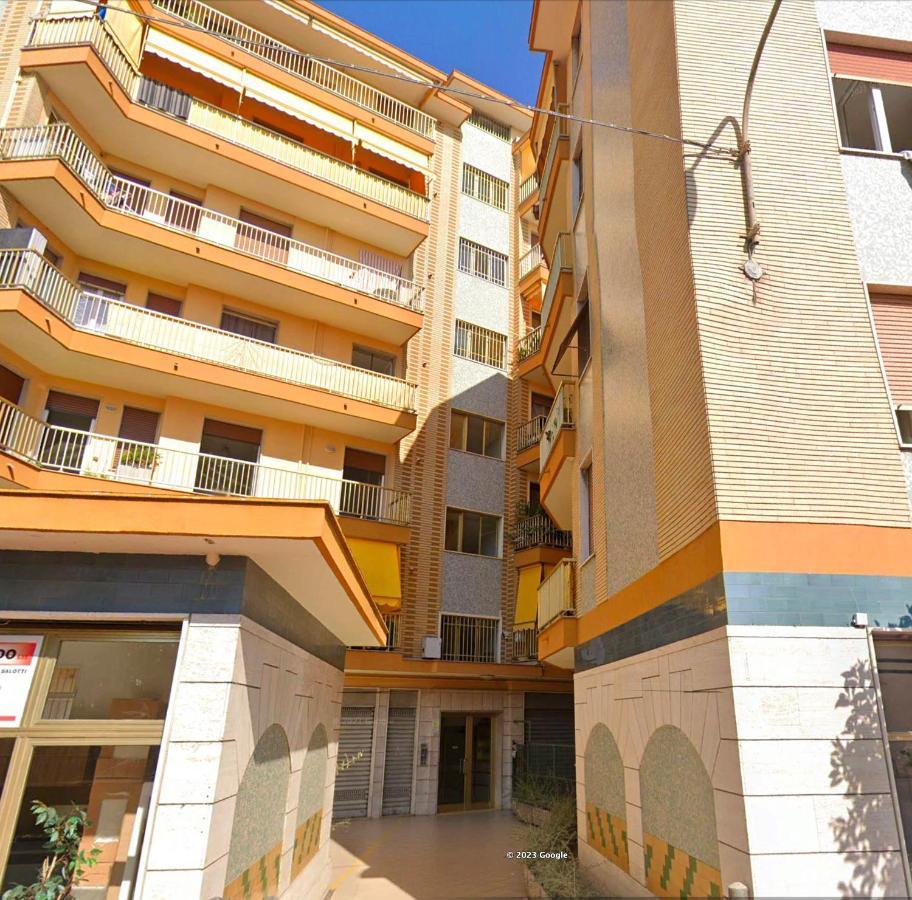 La Casa Della Posta Apartamento Vallecrosia Exterior foto